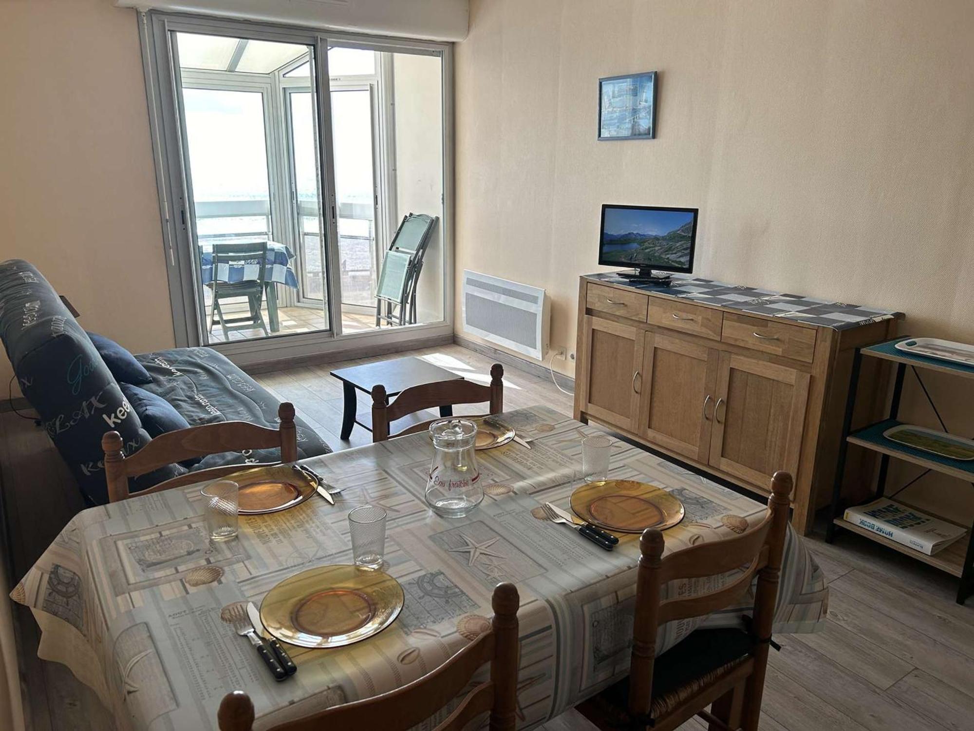 Appartement 2 Pieces Avec Balcon Et Parking A Saint-Gilles-Croix-De-Vie - Fr-1-224-39 מראה חיצוני תמונה